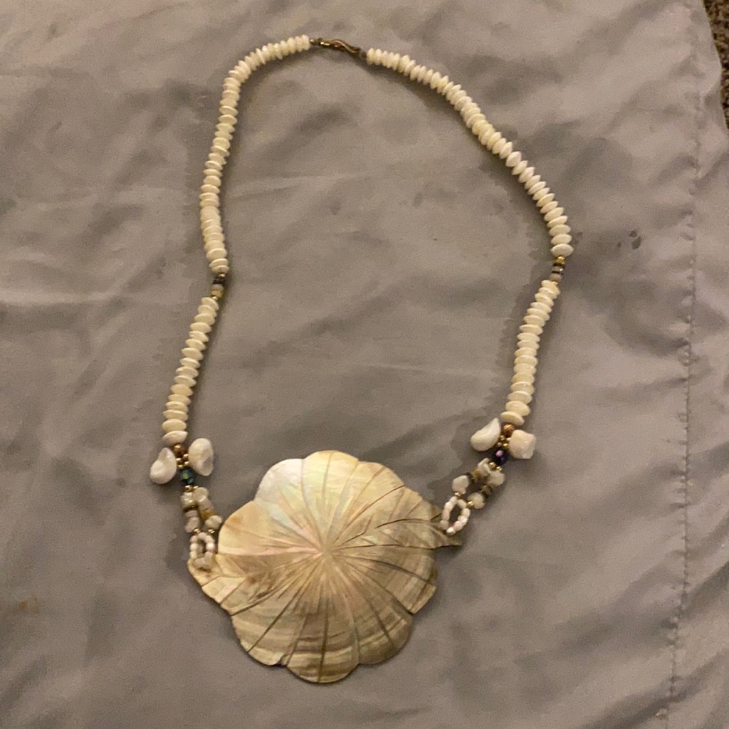 Mop Shell Necklace